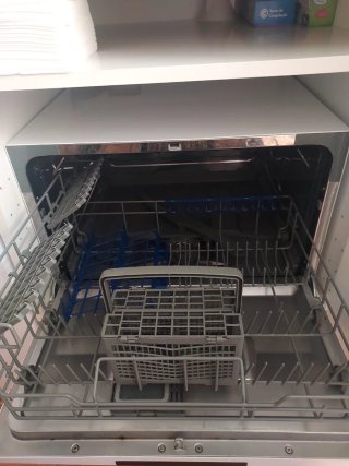 Como Nova -Máquina Lavar Loiça Becken