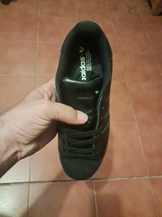 Tenis Adidas Superstar Negros