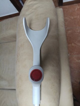 2 muletas (gris clara y gris oscura)