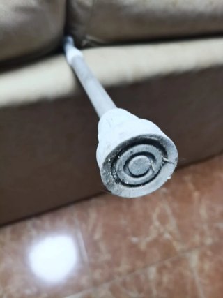 2 muletas (gris clara y gris oscura)