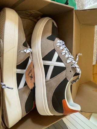 Zapatillas Munich Nuevas talla 44