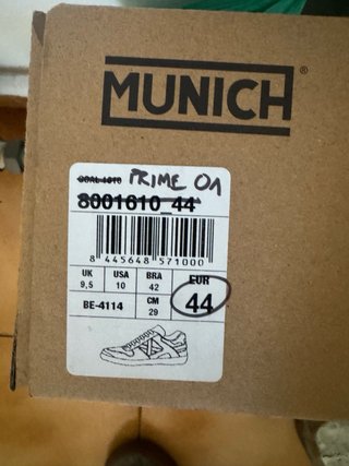 Zapatillas Munich Nuevas talla 44