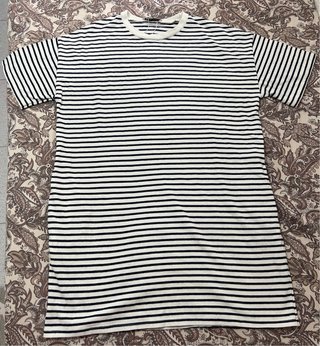 Camiseta larga de rayas