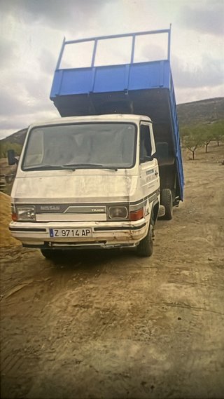 Nissan Trade 1996