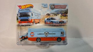 Hot Wheels Team Transport Lancia Racing 037 Gulf