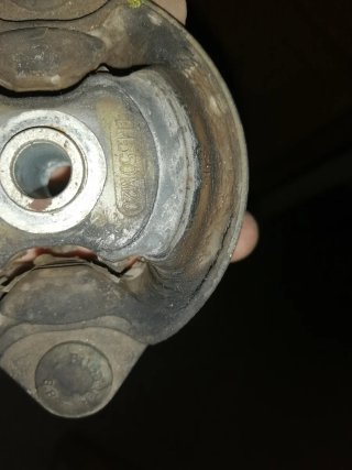 Supporto motore Audi A4 1.9 TDI
