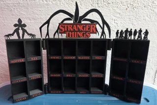 Expositor Plegable Funko de Stranger Things Kinder