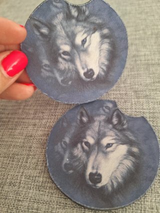 2 posavasos de coche lobo