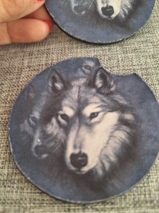 2 posavasos de coche lobo