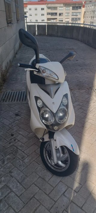 SYM VS 125