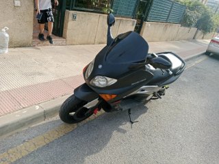 Yamaha T-Max 500 Negra