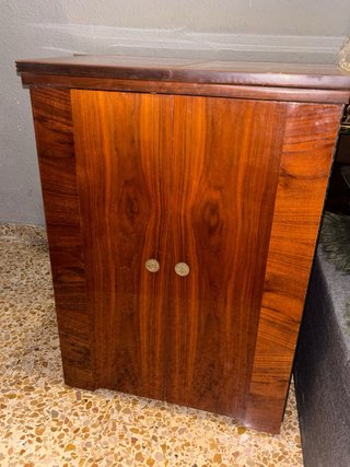 Máquina de coser SINGER antigua