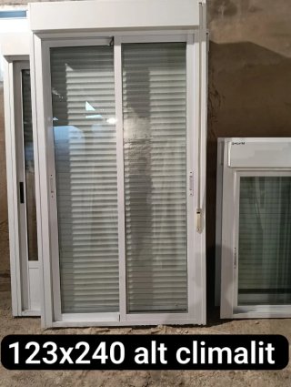 Puerta balconera 123x240 alt climalit