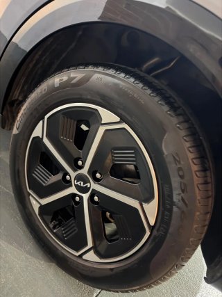KIA NIRO 1.6 HEV HÍBRIDO AUTOMÁTICO | AÑO 2023 |