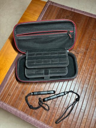 Nintendo Switch V2 + Ring Feet Adventure.