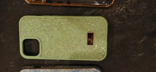 4 Carcasas iPhone 15