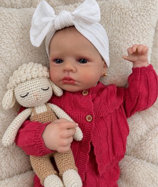 Valentina muñeca reborn con peso y ropa incluida