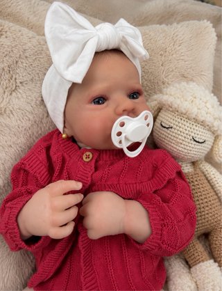 Valentina muñeca reborn con peso y ropa incluida
