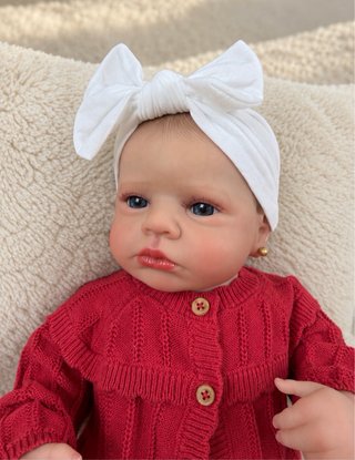 Valentina muñeca reborn con peso y ropa incluida