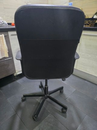 2 Sillas de Escritorio Negras