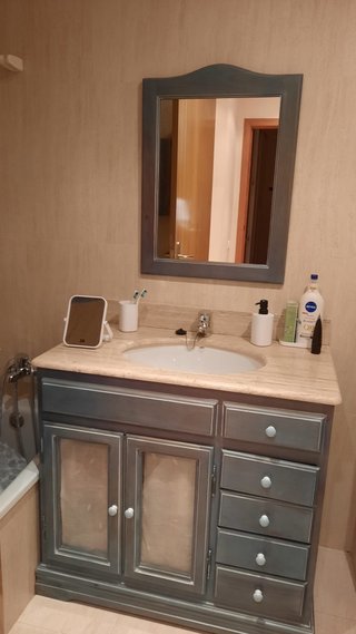 Mueble de baño aguamarina madera y mármol