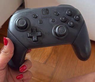 Mando Nintendo Switch Pro