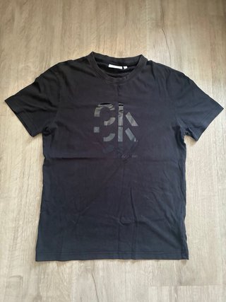 Camisetas de marcas talla S cada una a 5 €