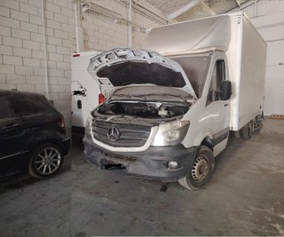 OPORTUNIDAD: Mercedes Sprinter 2016 ENTERO PIEZAS.