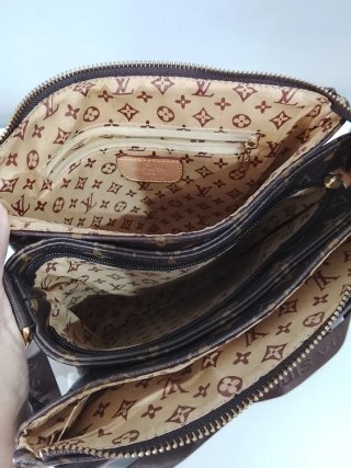 Bolso Marrón y Dorado