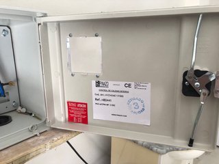 Caja para contador de luz sin uso esta nueva