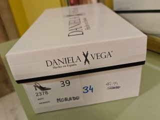 Zapatos VEGA destalonados morados