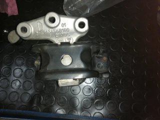 Supporto motore Citroen C3 9654568180