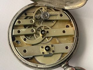 Reloj de bolsillo plata cuerda llave esfera rota