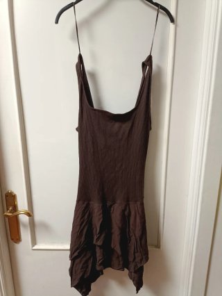 Vestido Zara canalé asimétrico marrón