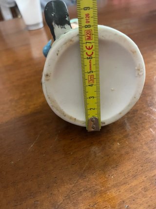 Statuina vintage bambino con chitarra e cane