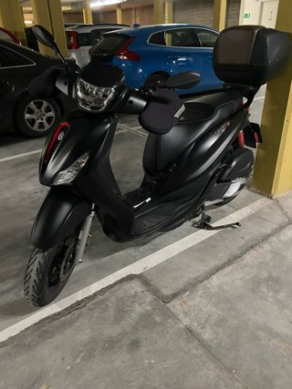 Piaggio Medley 125 S Negra