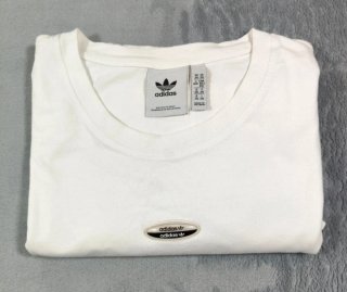 Camiseta Adidas Oversize Blanca