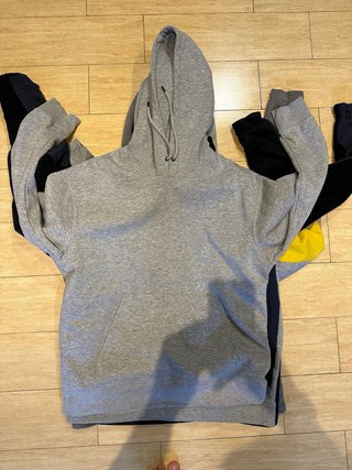 Pack de 6 sudaderas y chaqueta fina