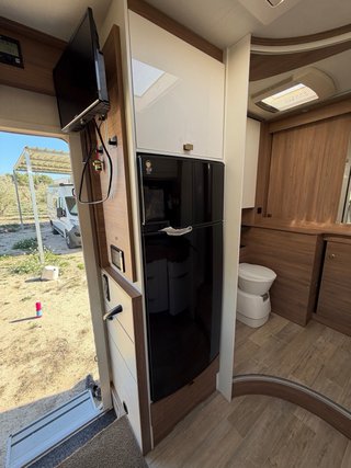 Autocaravana Pilote P696 Essentiel 160cv