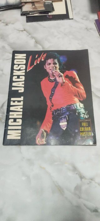 Michael Jackson Live Omnibus Press sin póster