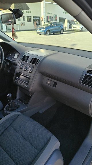 Volkswagen Touran 2013
