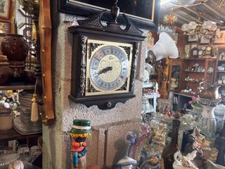 Reloj de pared antiguo