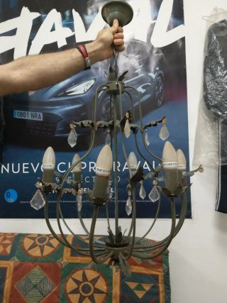Lámpara de araña metal envejecido con lágrimas