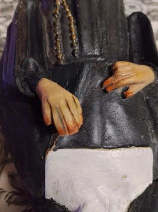 Estatua de madera Santa Rita