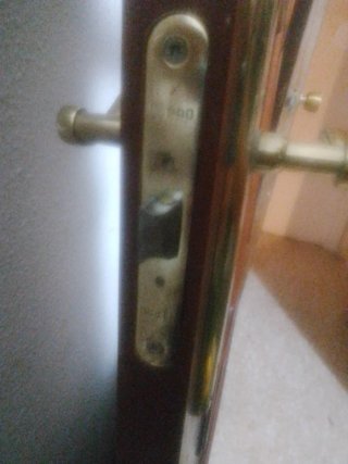 Bajada d precio Puerta madera pasillo/cocina 40e
