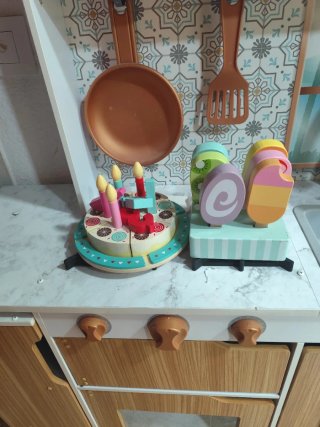 Cocinita de madera infantil