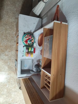 Cocinita de madera infantil