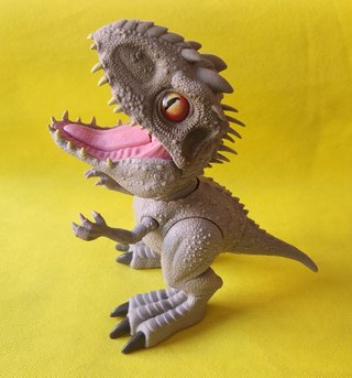 Indominus Rex Bebé Jurassic World Mattel