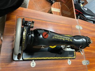 Máquina de coser Singer 15K88 (1936)