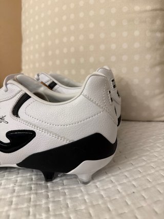 Botas de fútbol Joma Edición Especial